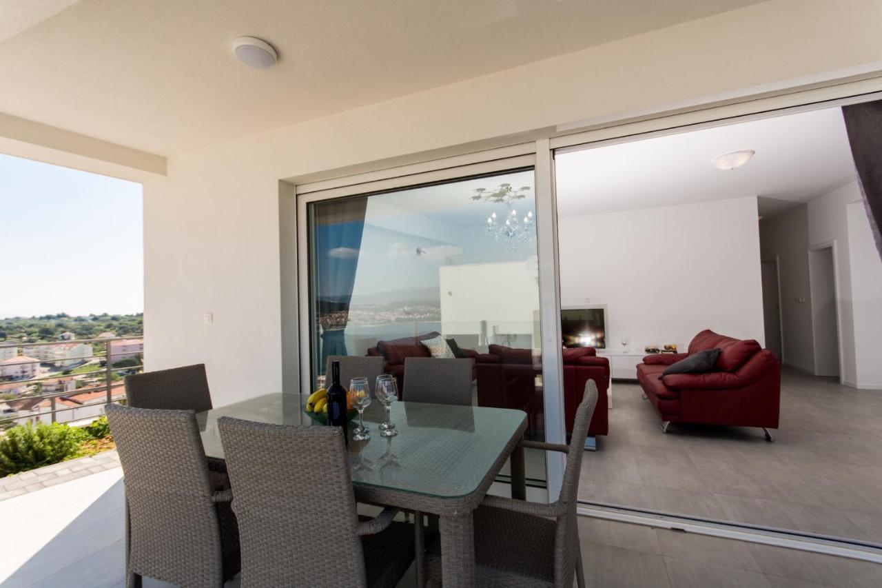 Apartment Julia Trogir Zewnętrze zdjęcie
