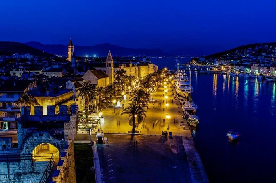 Apartment Julia Trogir Zewnętrze zdjęcie
