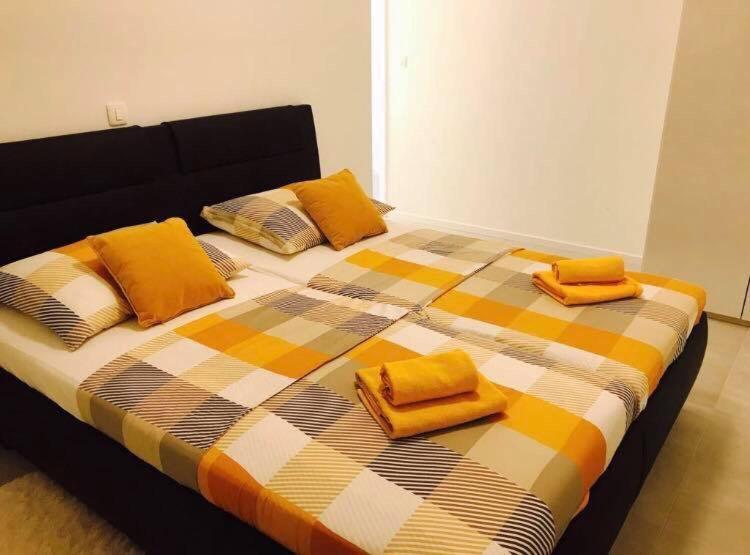 Apartment Julia Trogir Zewnętrze zdjęcie