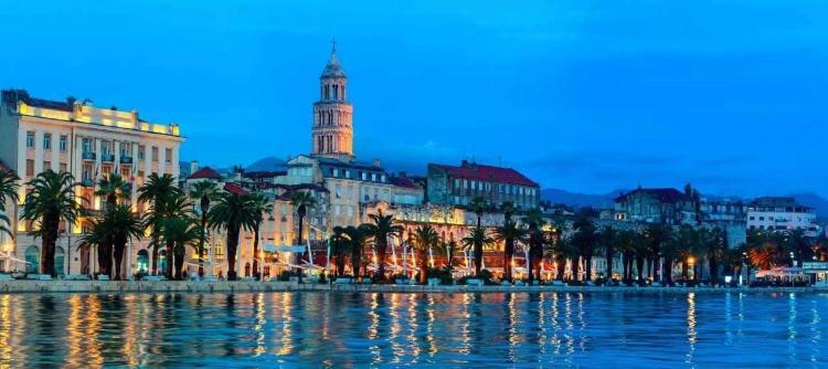 Apartment Julia Trogir Zewnętrze zdjęcie