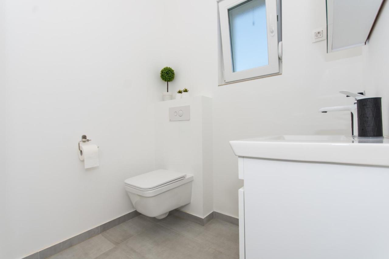 Apartment Julia Trogir Zewnętrze zdjęcie